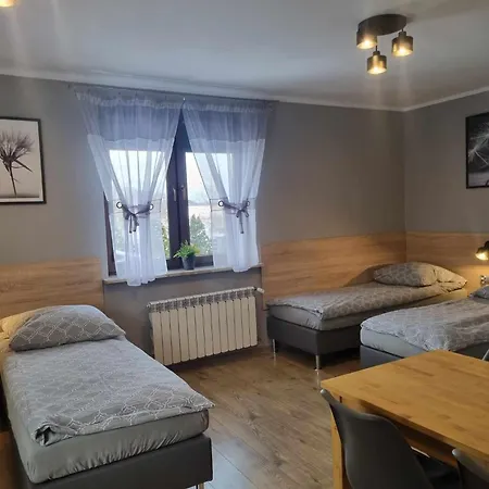 Przystan Ubytování v soukromí Rozalin (Pruszkow)