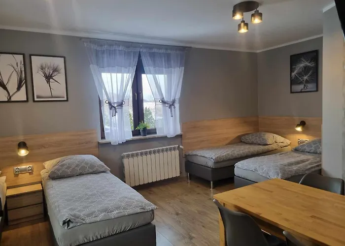 Przystan Homestay Rozalin (Pruszkow)